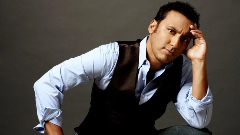 Aasif Mandvi Net Worth | A Comprehensive Look at the Comedian and Actor’s Fortune